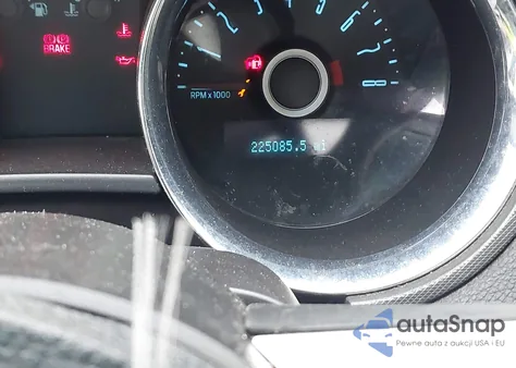 2014 Ford Mustang V6 из США, поврежденный, VIN 1ZVBP8AM0E5280580